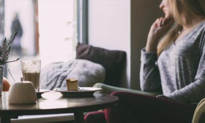 একাকীত্বের স্ট্যাটাস: নীরবতার আড়ালে লুকানো অনুভূতির গভীর গল্প